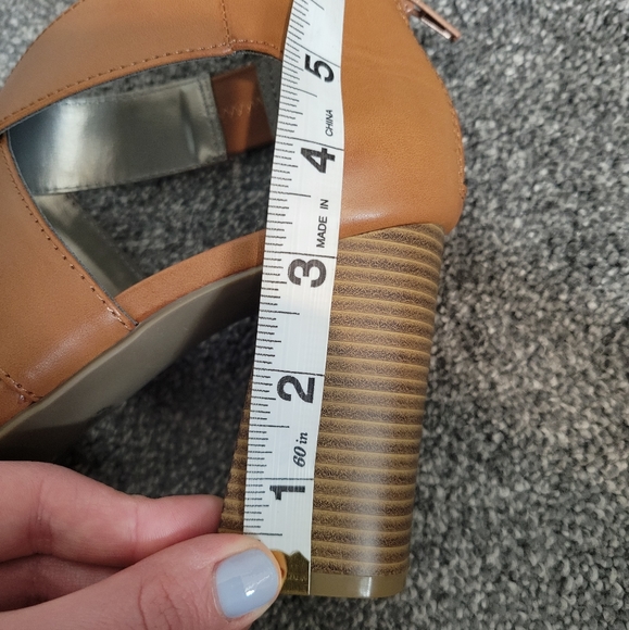 NWT Brown/Cognac Sandals - Picture 6 of 6